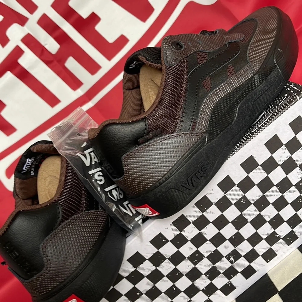 Vans Men’s Wayvee Justin Henry Coffee Bean sneakers